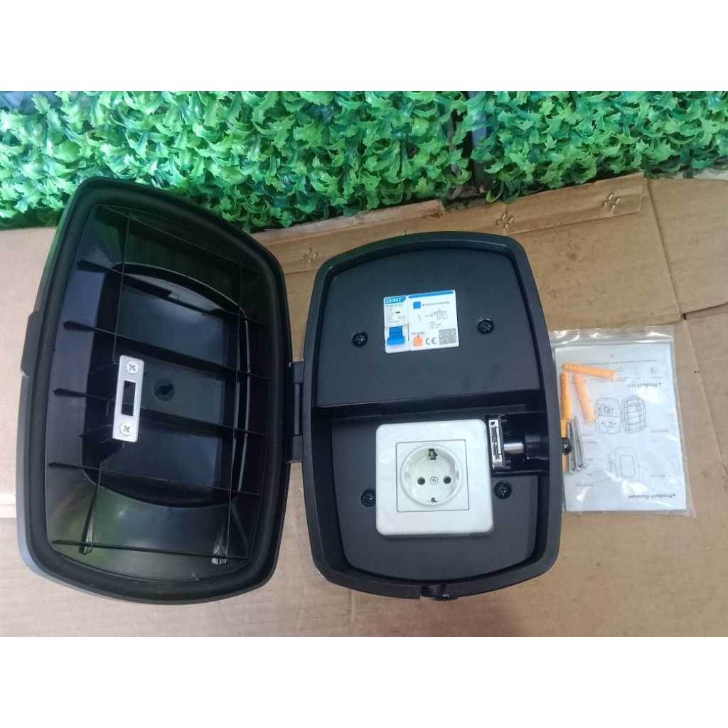 household simple socket EVPC-F-AC2.2kW  Socket box Wuling Air EV 2.2kw 10a COLOKAN LISTRIK ORI STOK 