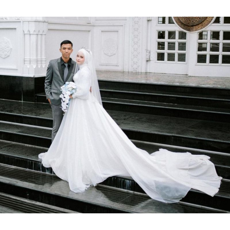 weddingdress / wedding dress muslimah/ gaun pengantin/ gaun akad putih/ gaun akad nikah modern/ gaun