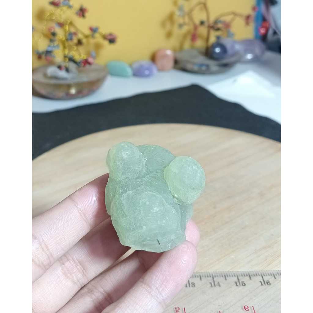 Batu Natural Prehnite Small Rough / Raw (10)