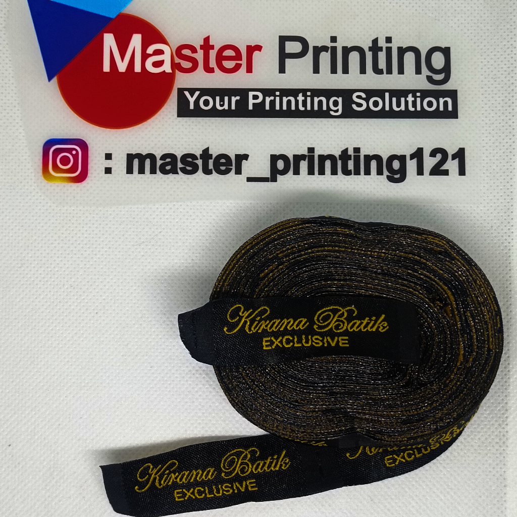 

Label woven High Density desain free chat kami untuk konsultasi dan memahami produk pengerjaan 5-8 harian LB008