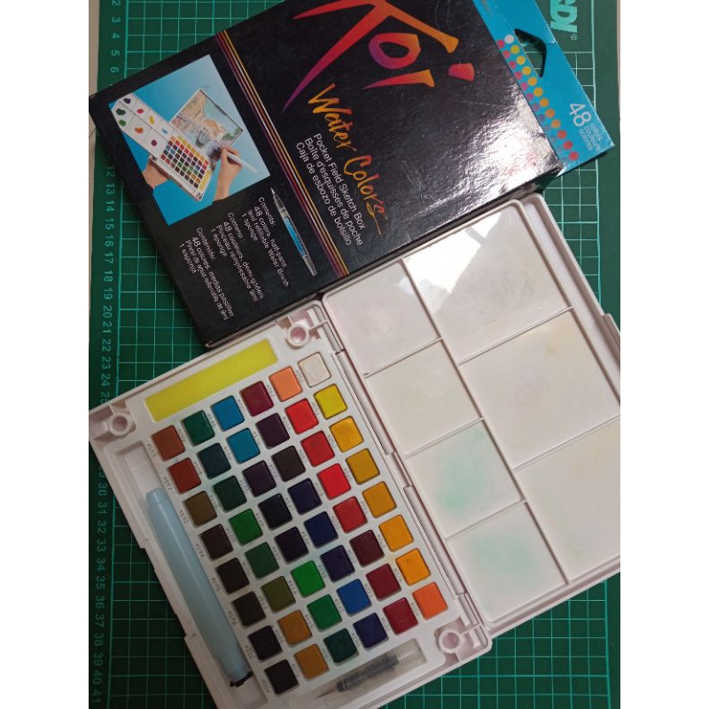 

Jual Preloved Sakura Koi watercolor 48