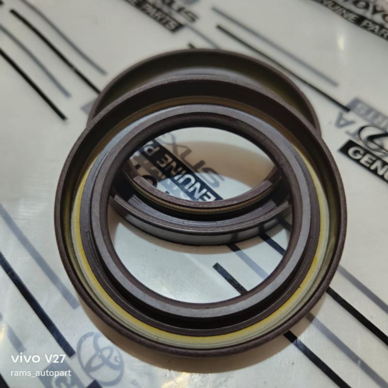 oil seals filter pompa engine Toyota Innova reborn,vrz,srz,new Fortuner mkk 038 A25 merk koyo