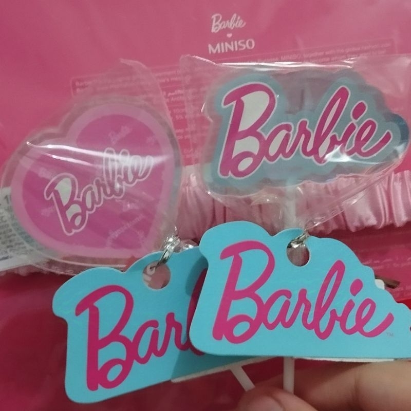 

[READY STOCK] Miniso x Barbie Klip Segel Klip Kertas Acrylic Paper Clip 65th Shining Collection