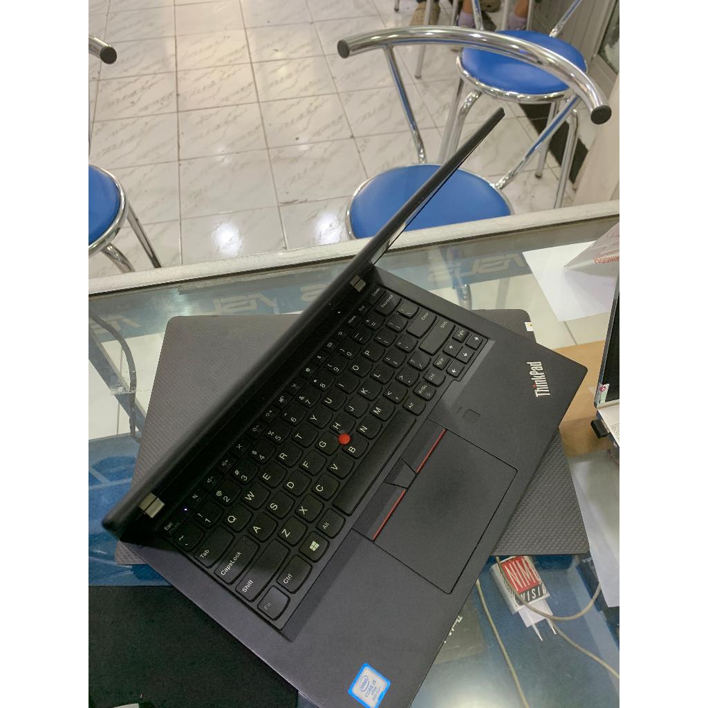 LENOVO THINKPAD X280 touchscreen flip180 ram 16GB/ssd 256GB backlight BERGARANSI
