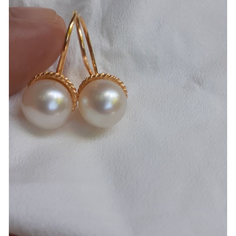 anting emas mutiara laut