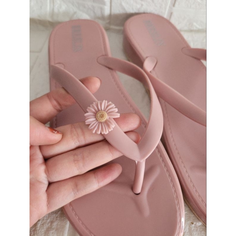 Sandal Plastik Bunga Kecil