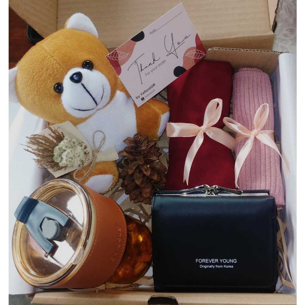 

hampers l hampers wisuda cewek l hampers gift l hampers ulang tahun cewek l kado ulang tahun cewek | kado anak perempuan | hadiah | hadiah untuk cewek | hampers gelas