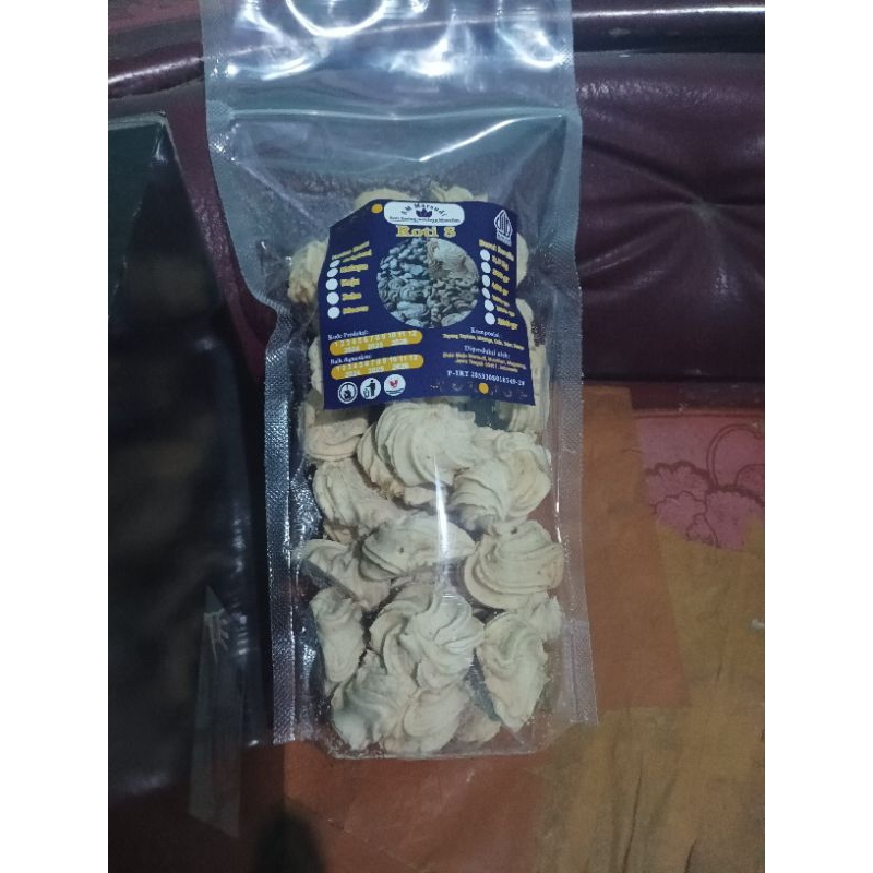 

Roti kering keju,leter s rasa keju kemasan 400gr