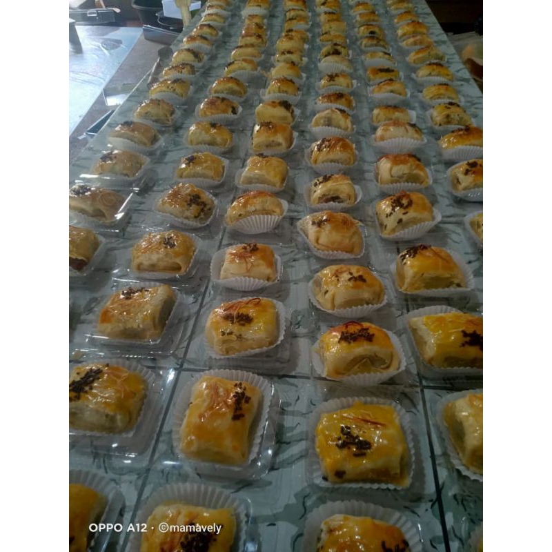 

bolen kualitas premium kemasan ekonomis isi 6