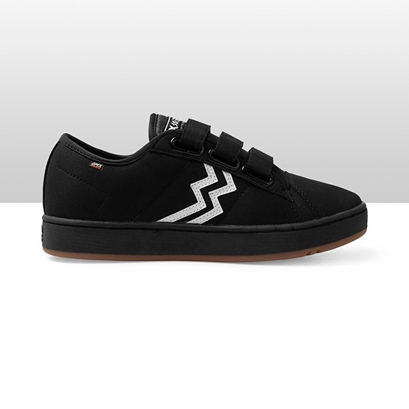 Geoff Max  Fury All Black Shoes Cupsole Sepatu Sneakers Sepatu Pria Wanita Sepatu Sekolah Kuliah