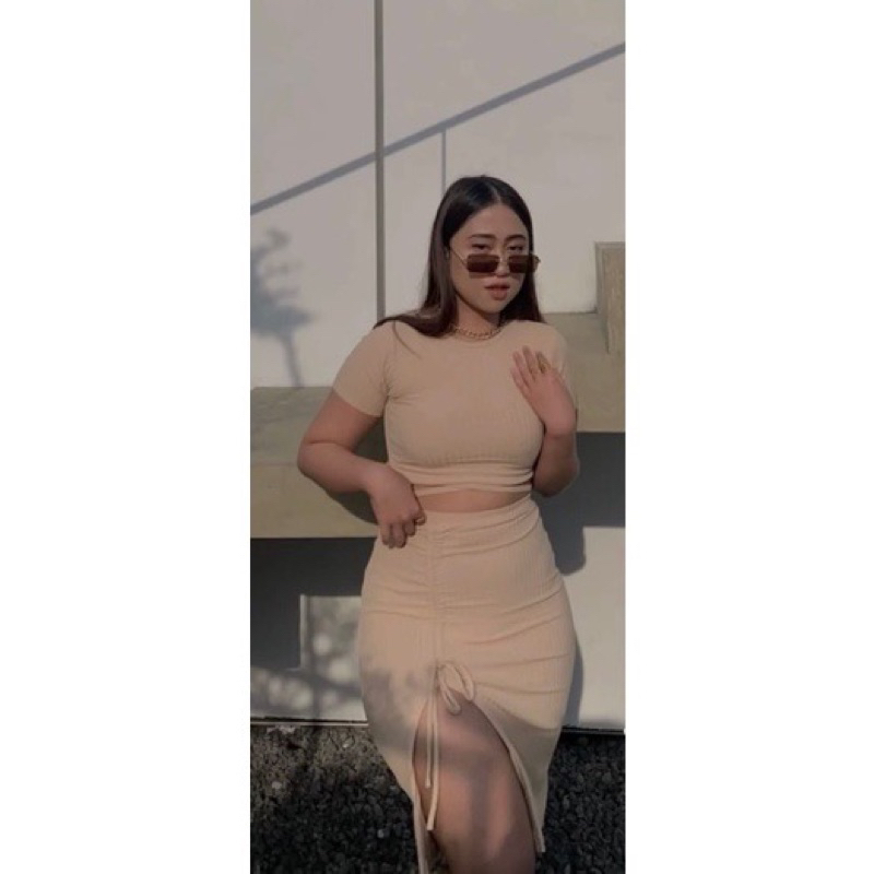 ONE SET ZARA/SET CASSANDRA/TOP DAN SKIRT RIB