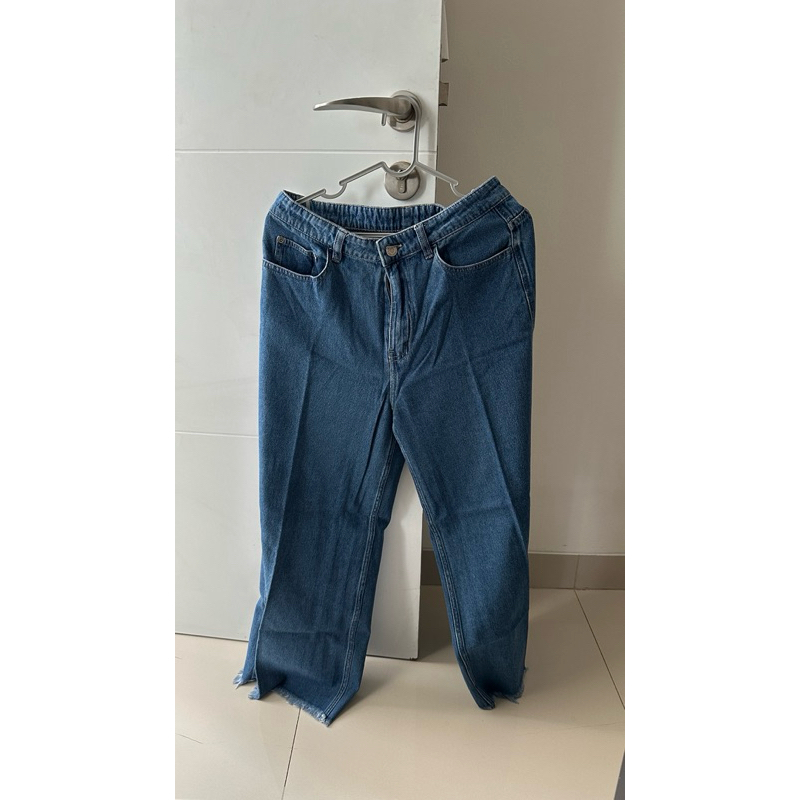 [Preloved] Jeans Thenblank x Isyana Saraswati