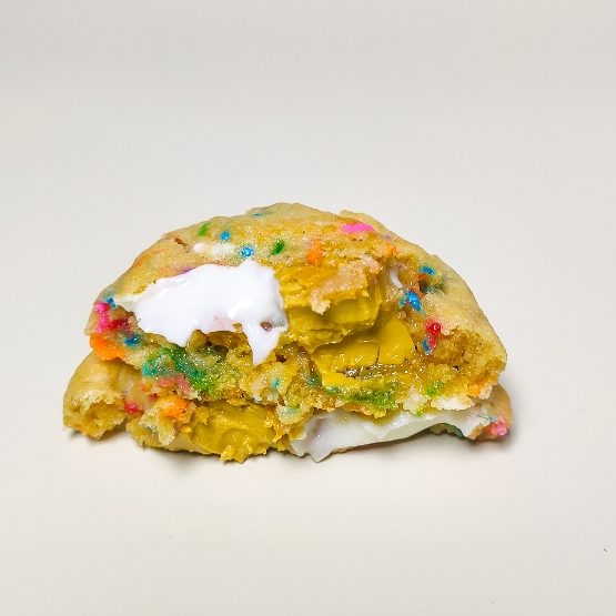 

Birthday Bash Soft Cookies (min. 4 Pcs)