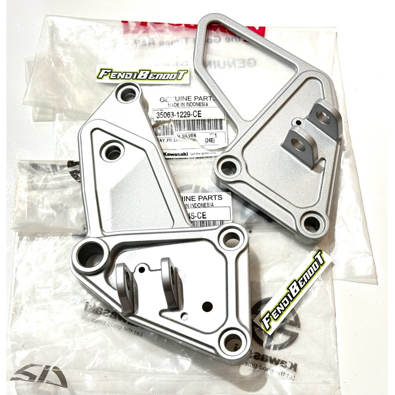 POSTEP FOOSTEF STEP DEPAN KANAN KIRI NINJA R SS ORIGINAL TYPE CE ORIGINAL 35063-1245-CE 35063-1229-C