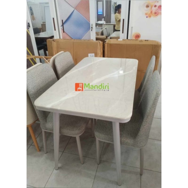 Meja makan Marmer 4p