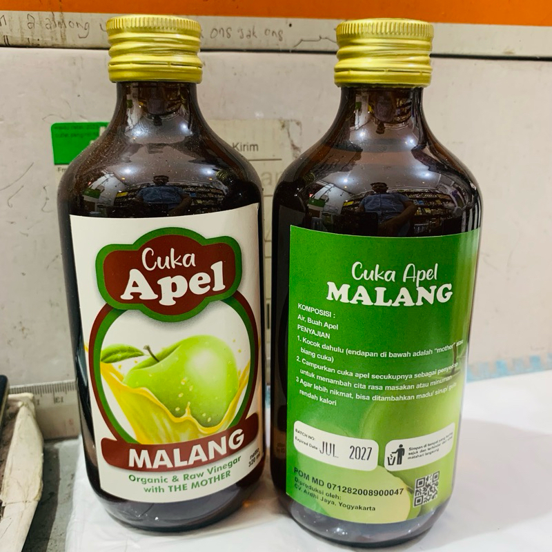 

Cuka Apel MALANG 320ml organic & raw vinegar with the mother HALAL