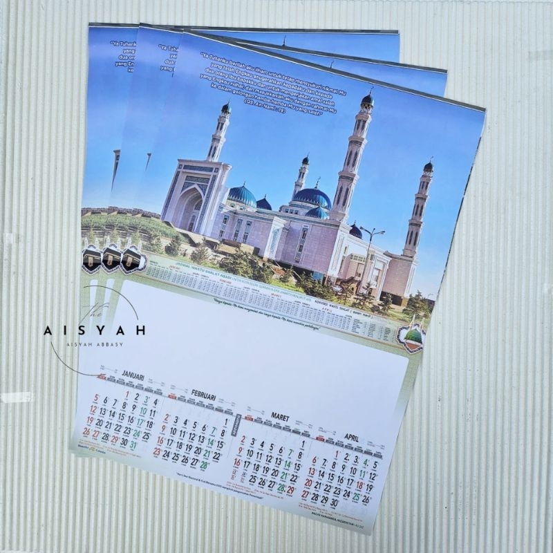 

kalender 2025 Ao 242 masjid dunia 3 lembar 4 bulanan ukuran 38x54cm(terima castume cetak merek)