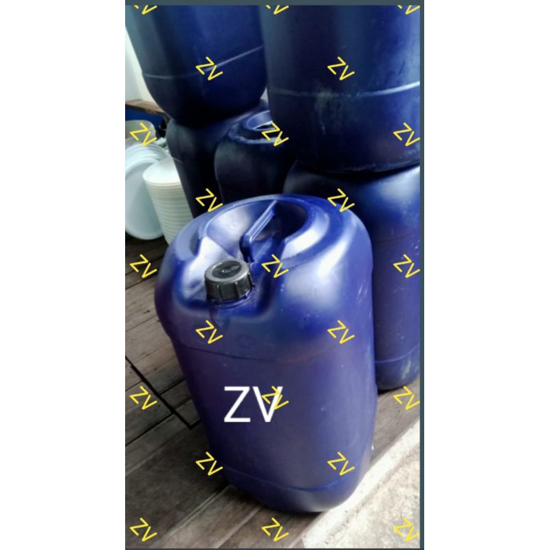 Jerigen 35 liter Bekas / Teng bentuk Kapsul warna Biru (**lubang STD)