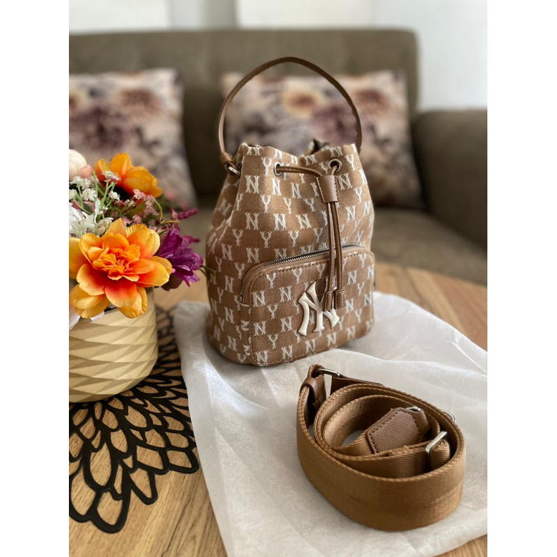 Tas Serut Bucket Bag MLB Preloved