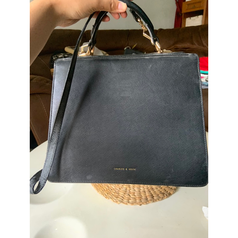 Preloved tas Charles&keith (original)