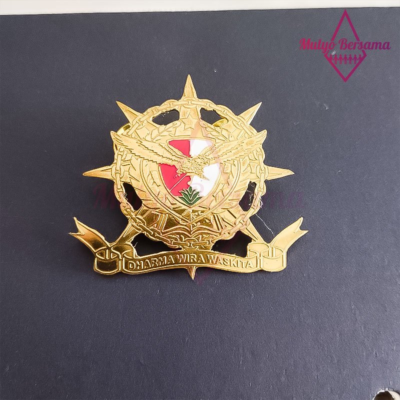 Lencana Logo Dharma Wira Waskita Pin Bros Dharma Wira Waskita - Mulyo Bersama