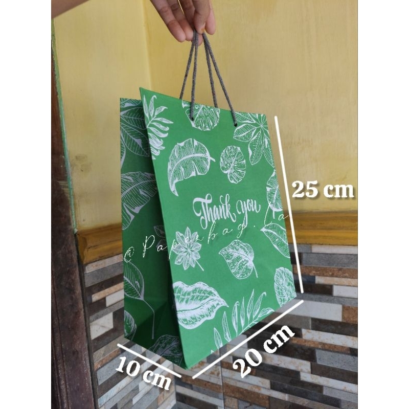 

Paperbag Hajatan Hijau Daun Aestetic / Hampers