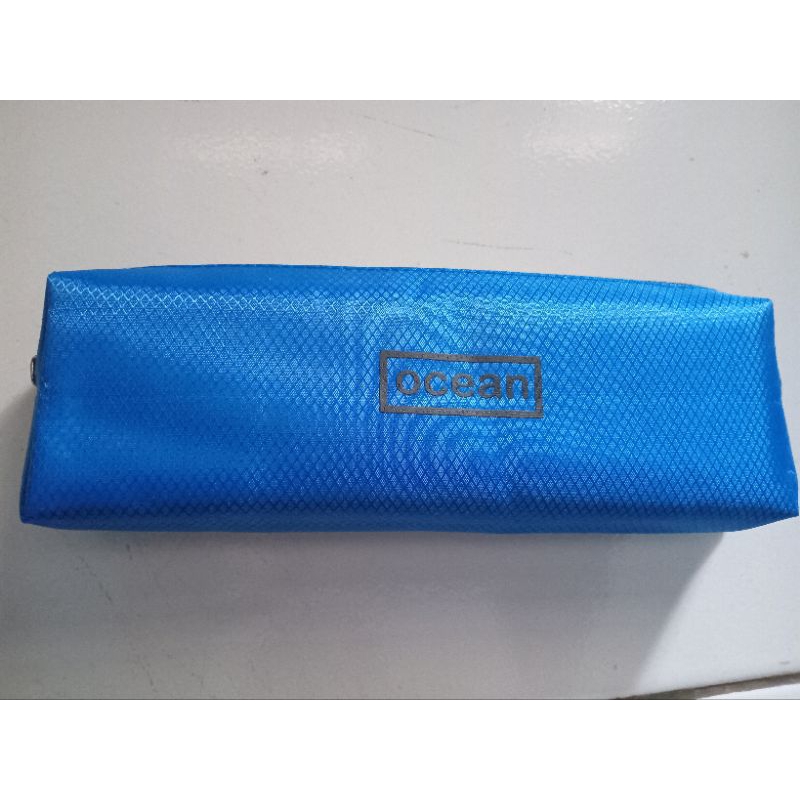 

Kotak pensil OCEAN polos