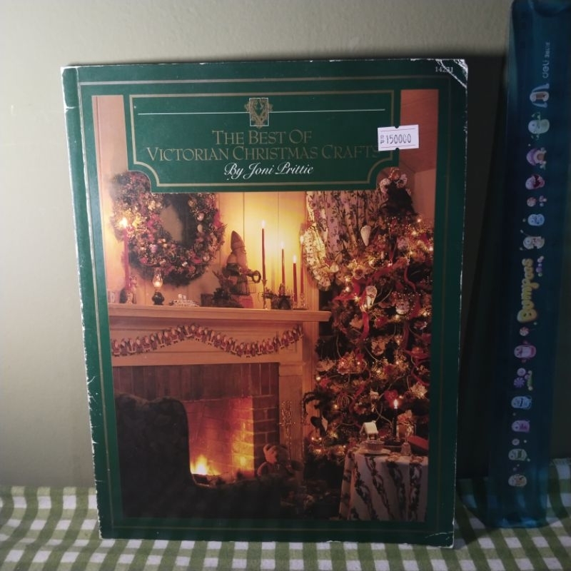 Buku import THE BEST OF VICTORIAN CHRISTMAS CRAFTS by Joni Prittie