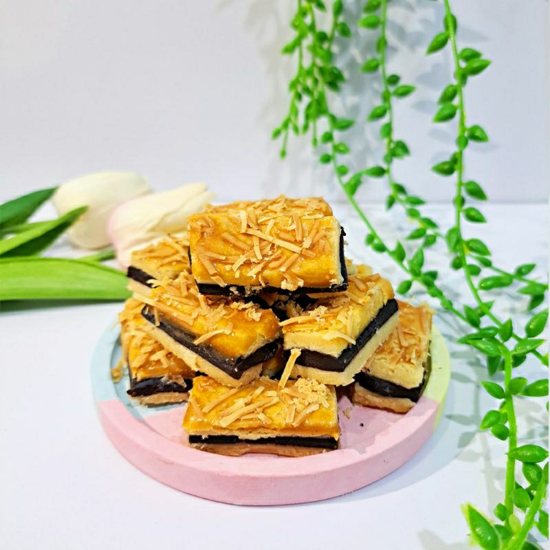 

Castagel Cokelat Toping Keju