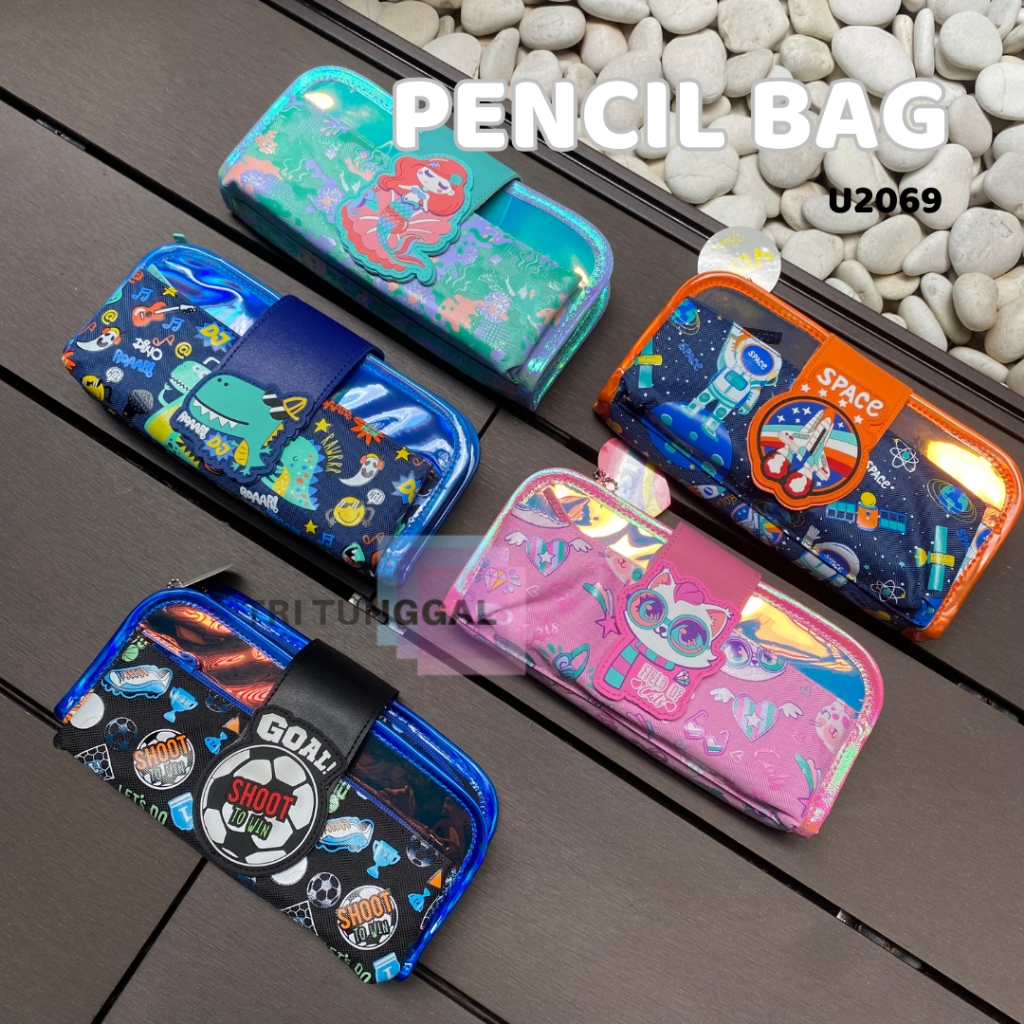 

Kotak Pensil Anak Karakter Lucu VEST U2069 PENCIL BAG High Quality Premium Kualitas Bagus Resleting Awet Tebal Banyak Kantong Kompartemen Box Tempat Pencil Cewek Cowok Girl Boy Sekolah Unik Mewah Tepak Alat Tulis School Ori Asli Tri Tunggal Malang