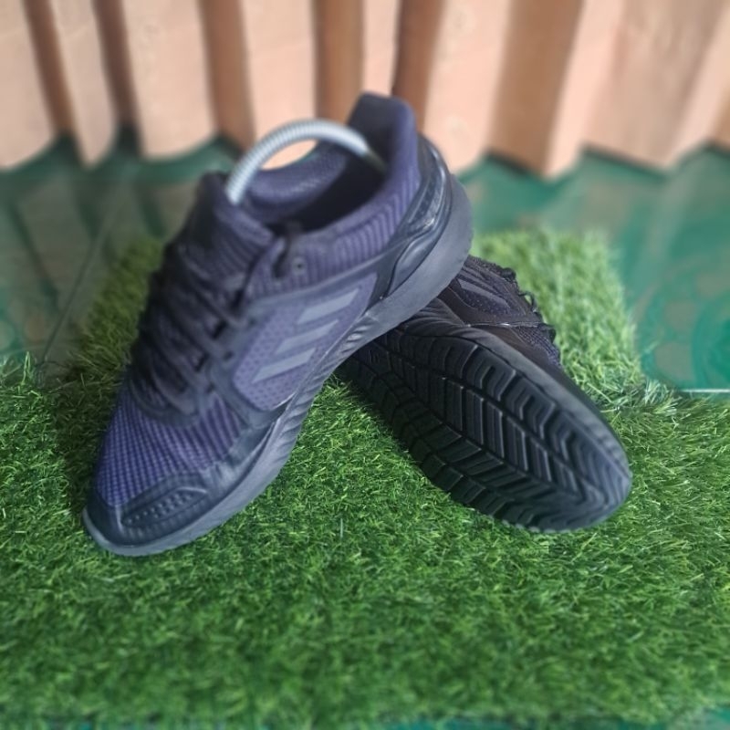 sepatu adidas second