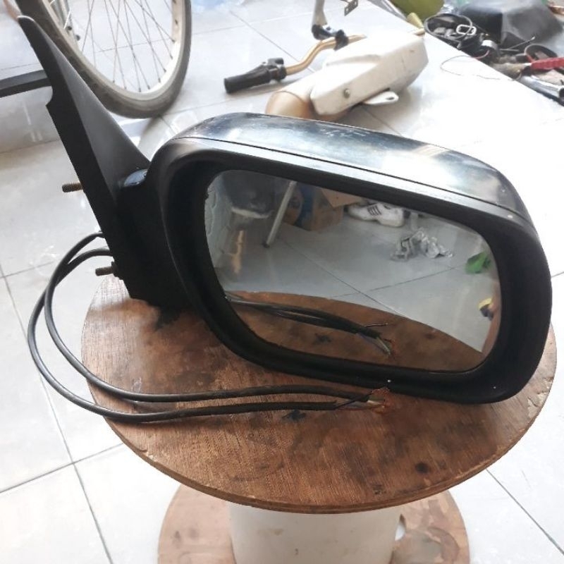 spion kanan Avanza old 2006_2010 ori