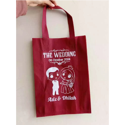 

Tas Goodiebag Spunbond 25x35x8 Custom FREE SABLON Wedding/Ulang Tahun/Tas Souvenir