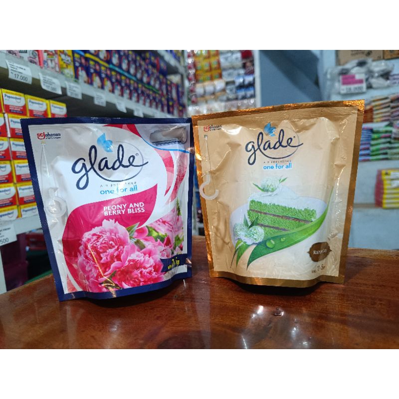 Glade one for all gantung 70+5 gr/pewangi ruangan/glade gantung