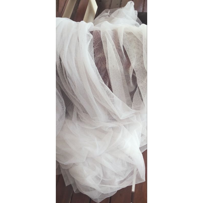 kain tile Polos putih