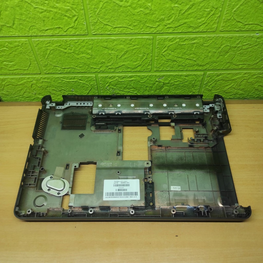 Casing Bawah Bottom Case Laptop HP 430