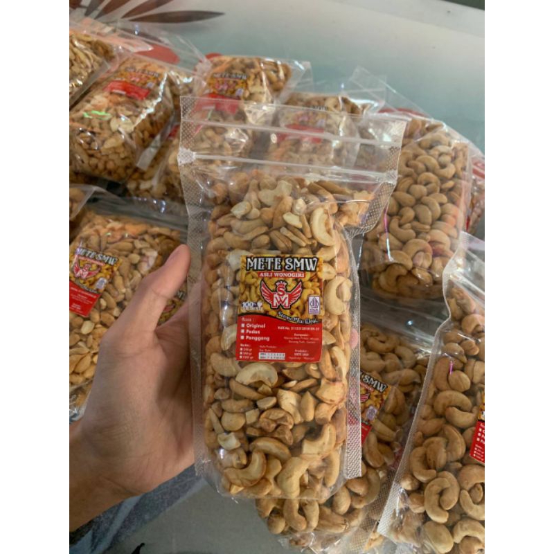 

Kacang Mete Patahan SMW Wonogiri