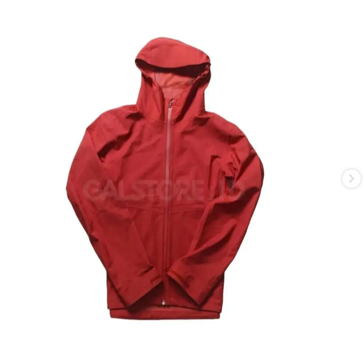 JAKET UNIQLO GORPCORE WARNA MERAH / JAKET OUTDOOR UNISEX / JAKET GUNUNG UNIQLO ORIGINAL SECOND