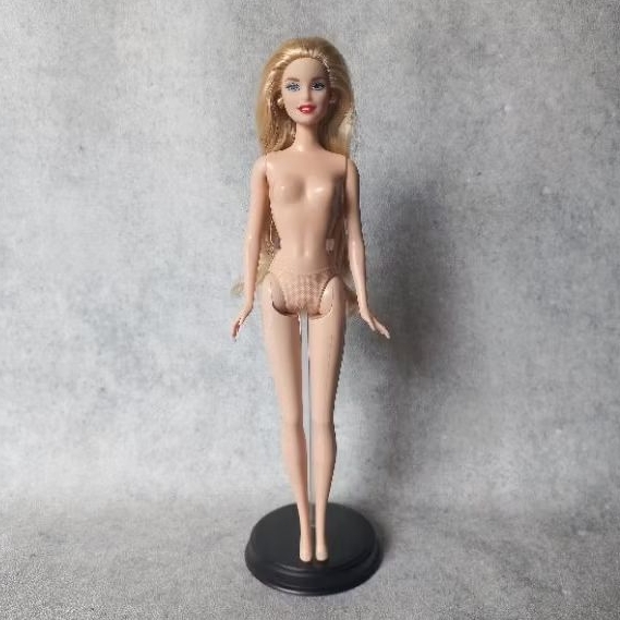 Barbie Doll Preloved Second - Looks BMR Pivotal MTM Extra