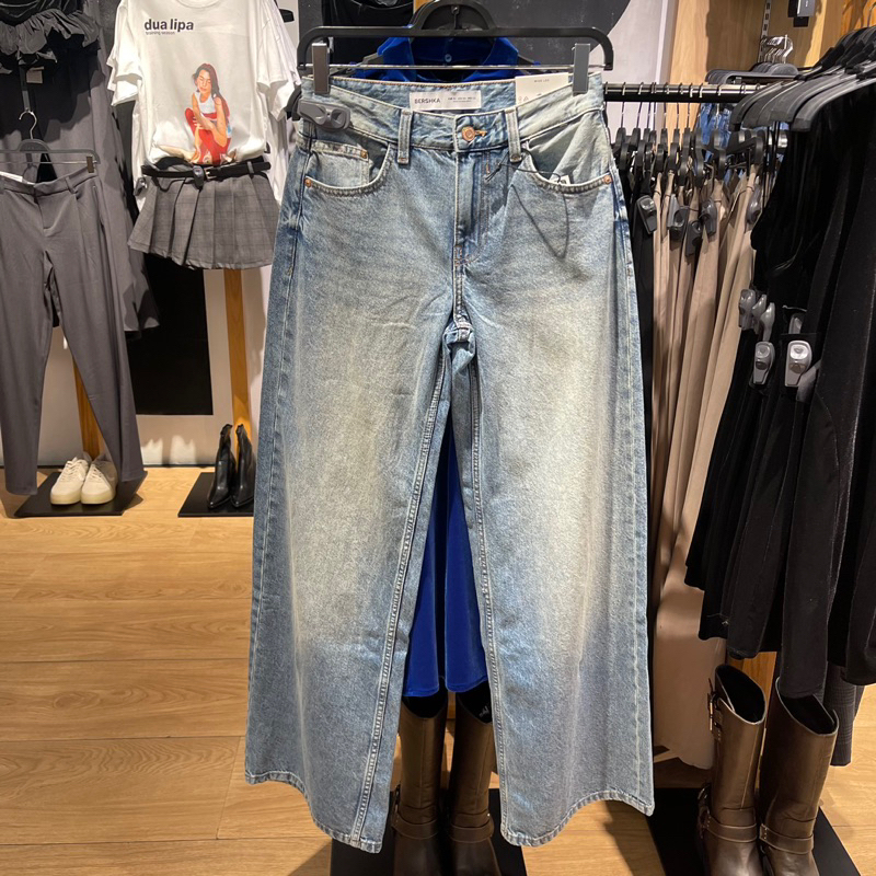Celana Jeans Wide Leg BERSHKA Woman Jastip (jasa titip)