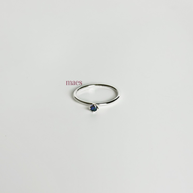 Maes Blue Sapphire Ring