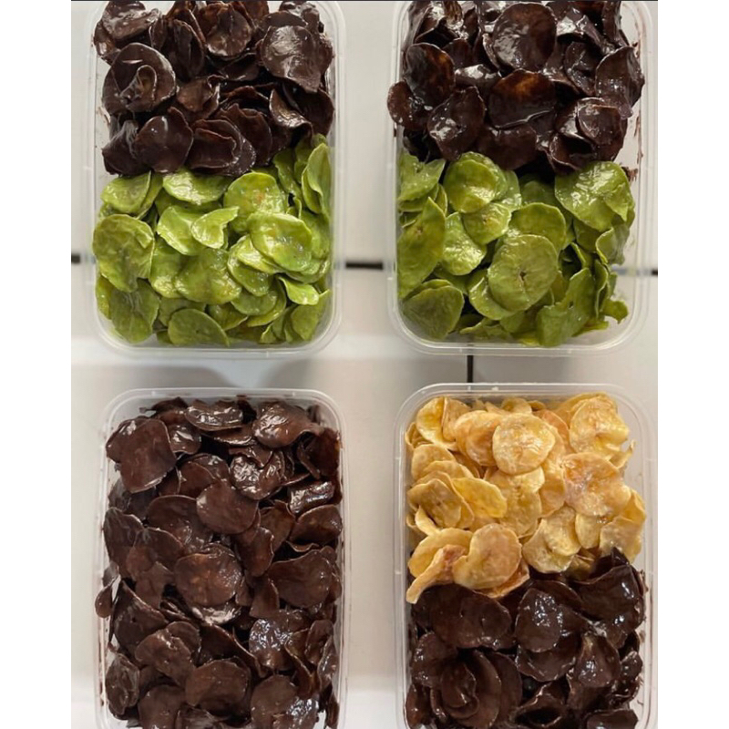 

KERIPIK PISANG LUMER 500ML (250gr) free topping