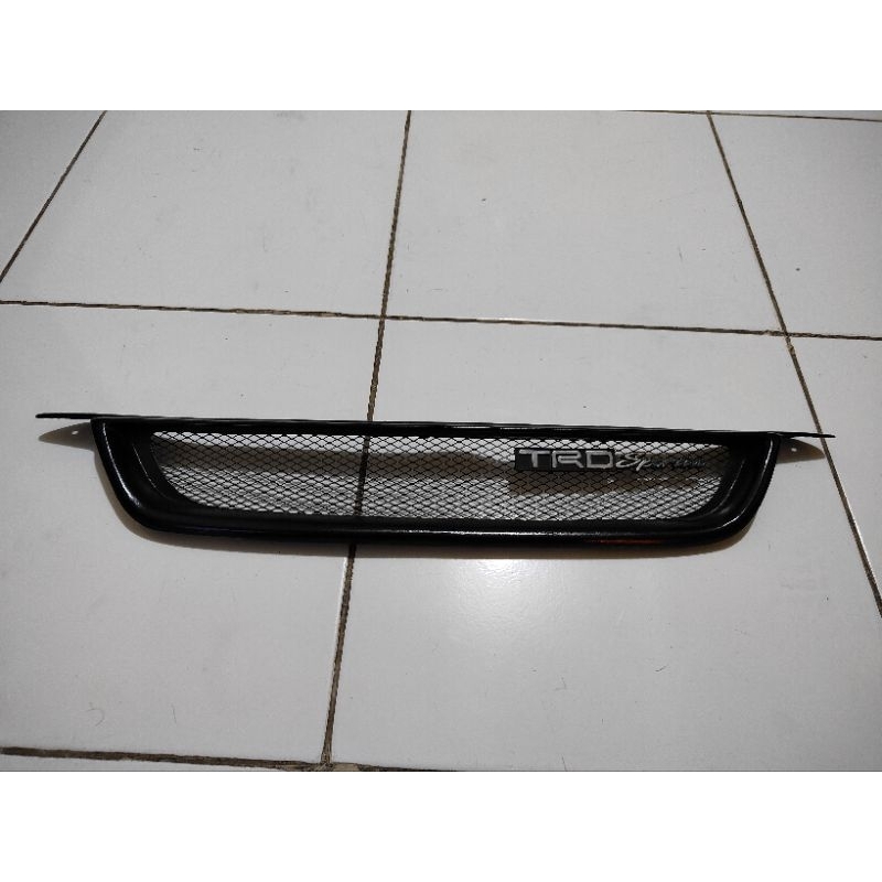 Grill corolla ae111 logo trd s