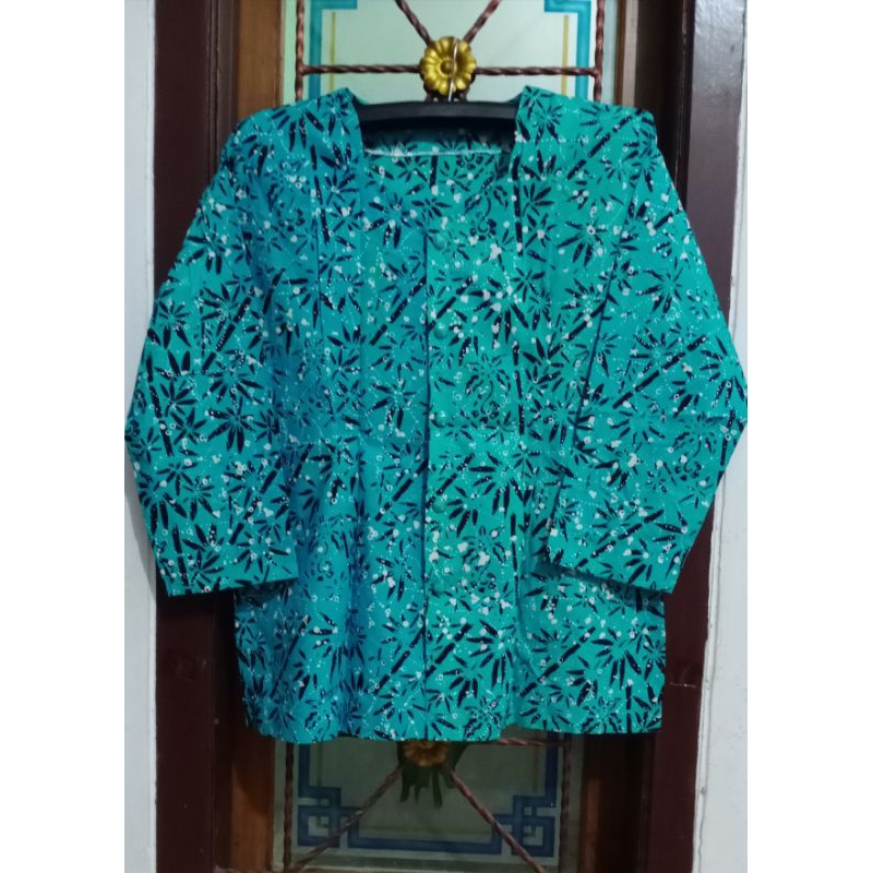 Atasan batik ibu PKK LD 100 preloved