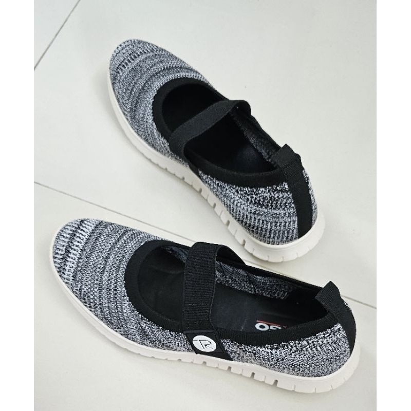 SALE sepatu wanita merk evb traccee, NEW, ORI, size 38, warna abu, nyaman dan empuk, no refund