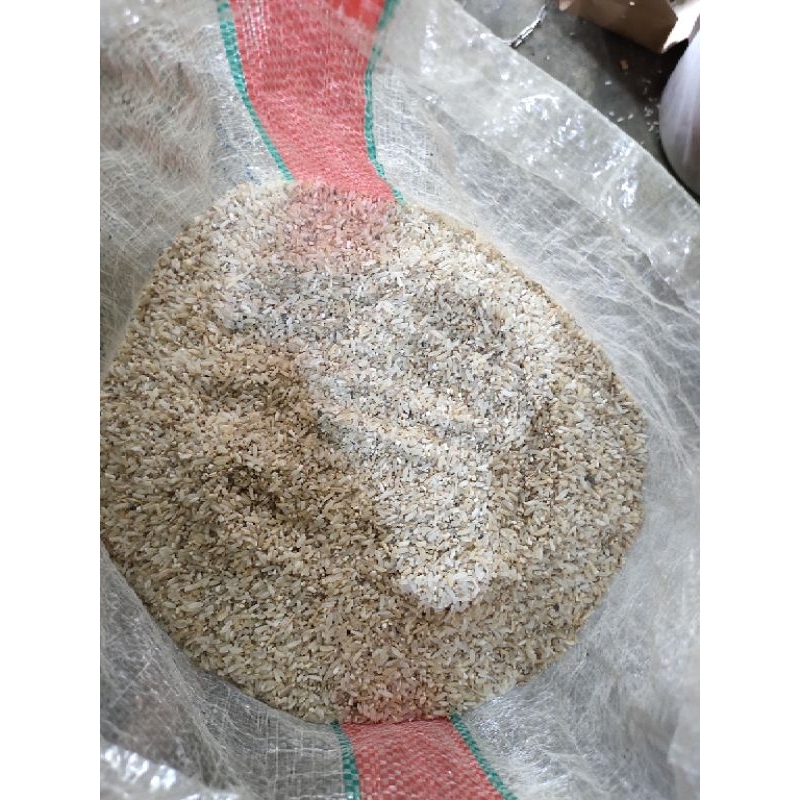 

beras murah layak konsumsi atau untuk pakan hewan juga bisa