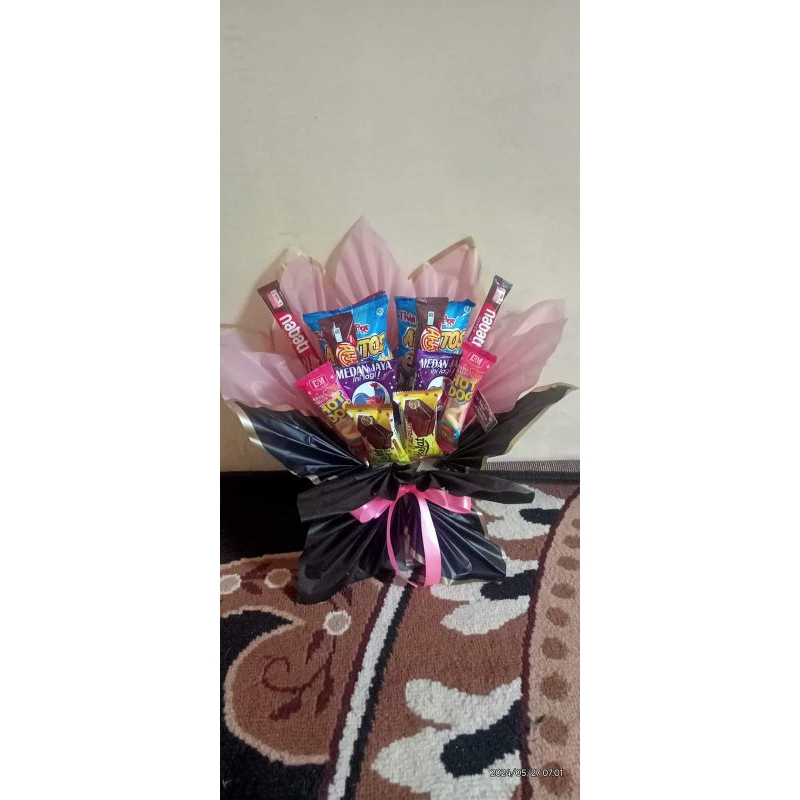 

(Ready)Buket snack kosong tanpa bunga 12 pcs/Medan