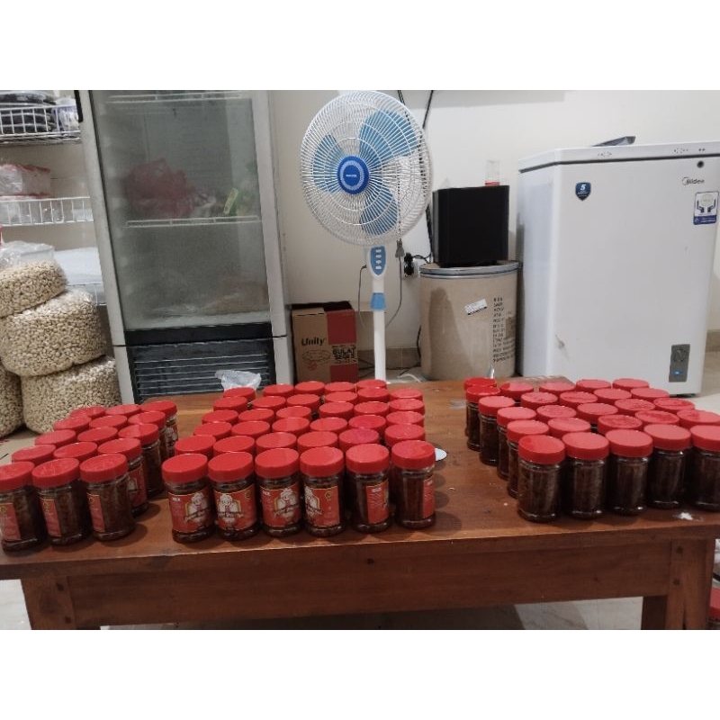 

PAKET SAMBAL 6 BOTOL BEBAS PILIH VARIAN CUMI PETE UDANG DAN TERI 150ML 150GR