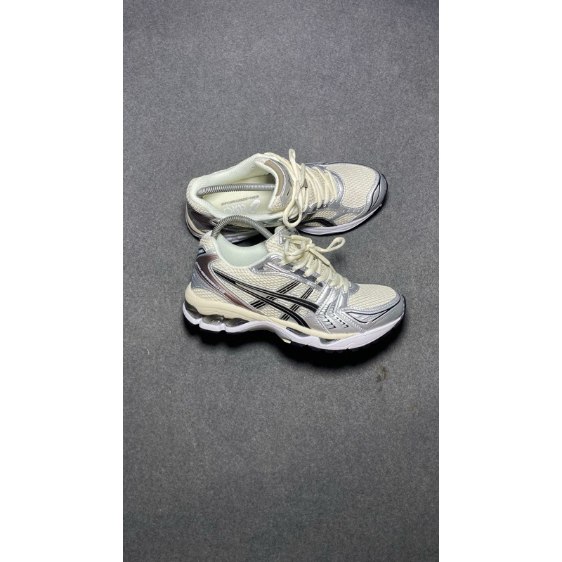 ASSICS KAYANO 14