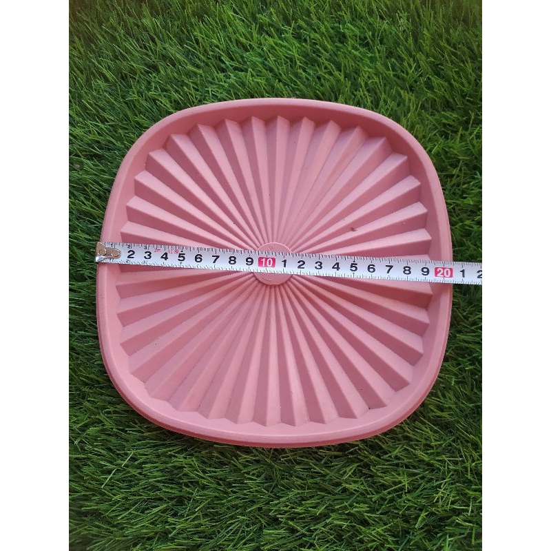 aneka tutup Tupperware /tutup servailer Tupperware second